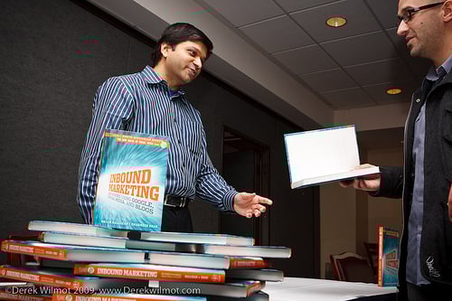 Dharmesh Shah, book signing