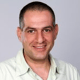 Erez Raz.png