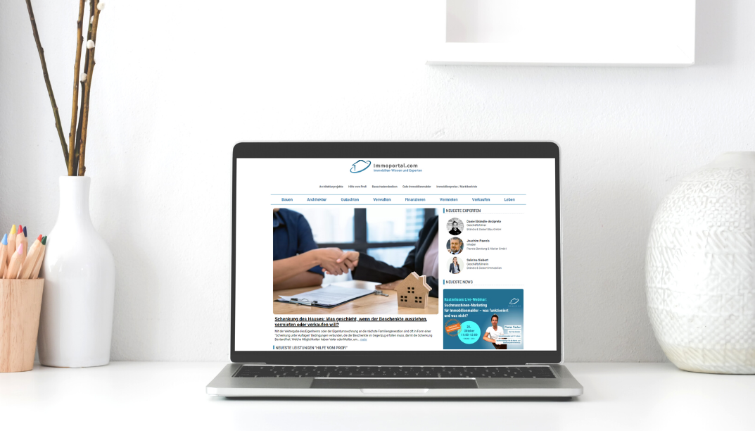 Laptop with Immoportal web page