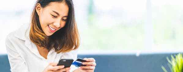 a social media user buys a product from her favorite brands social media store