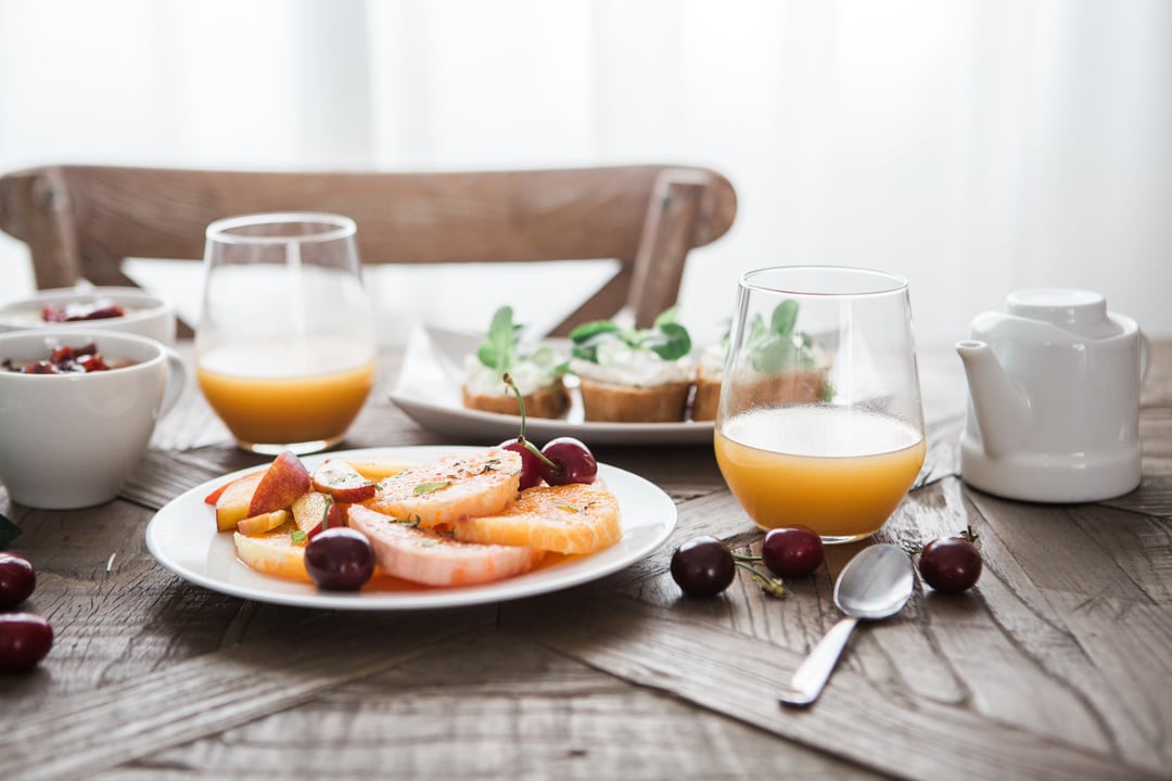 Breakfast setting