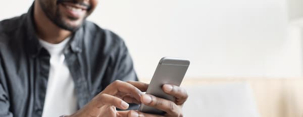 Marketer adds hashtag to latest LinkedIn post
