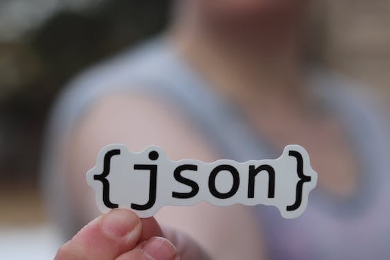 Fichier JSON : qu'est-ce que c'est et comment l'utiliser