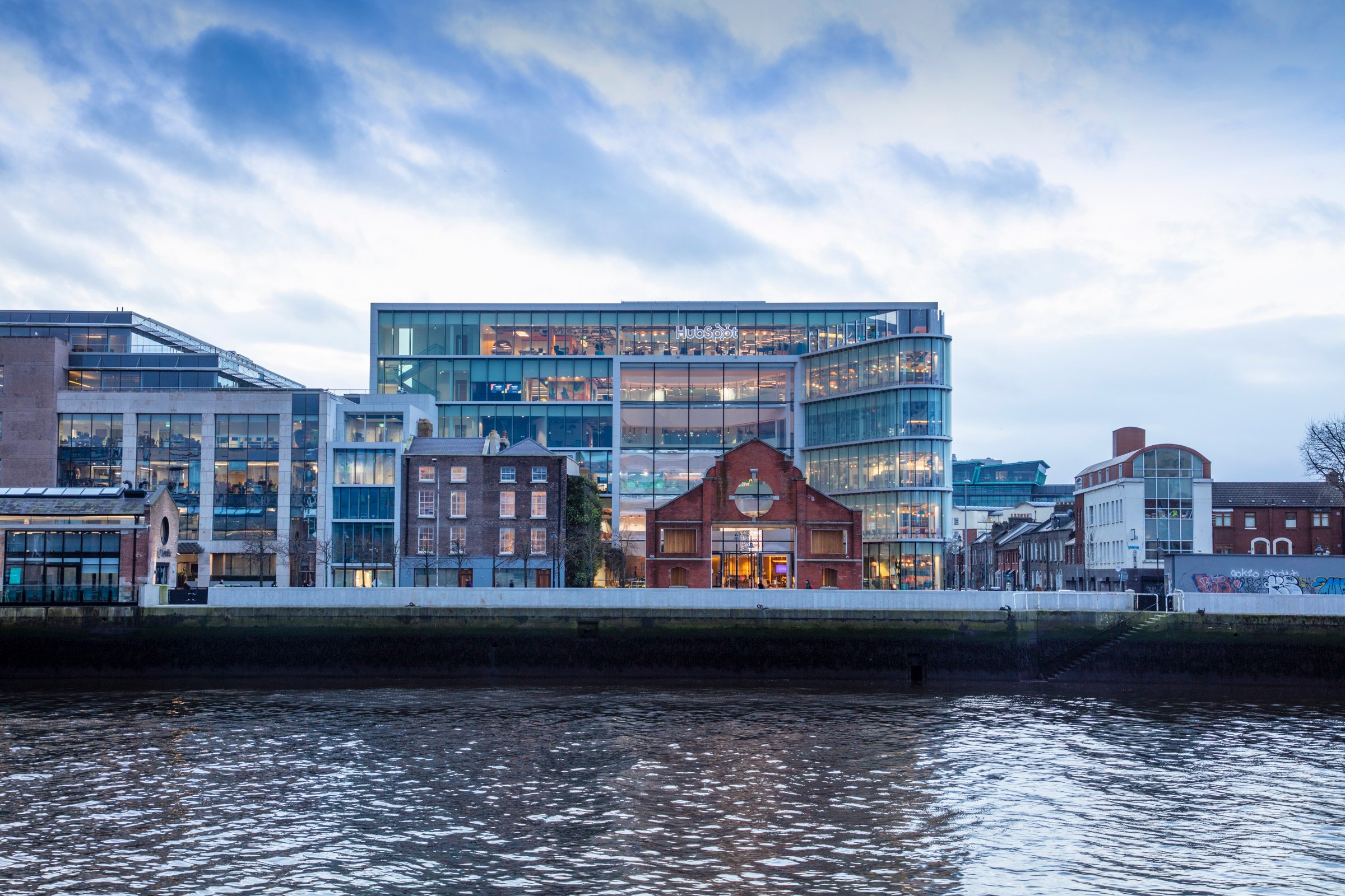 HubSpot Commits to 450 New Jobs in Ireland and Announces New Office