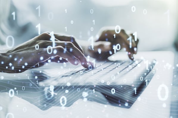 What is the Difference Between Source Code and Object Code? [+Examples]