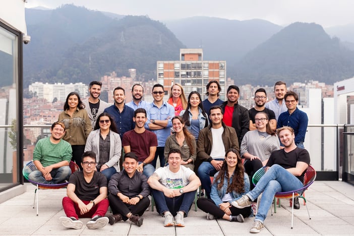 HubSpotters (funcionários da HubSpot) na nossa sede para a América Latina em Bogotá