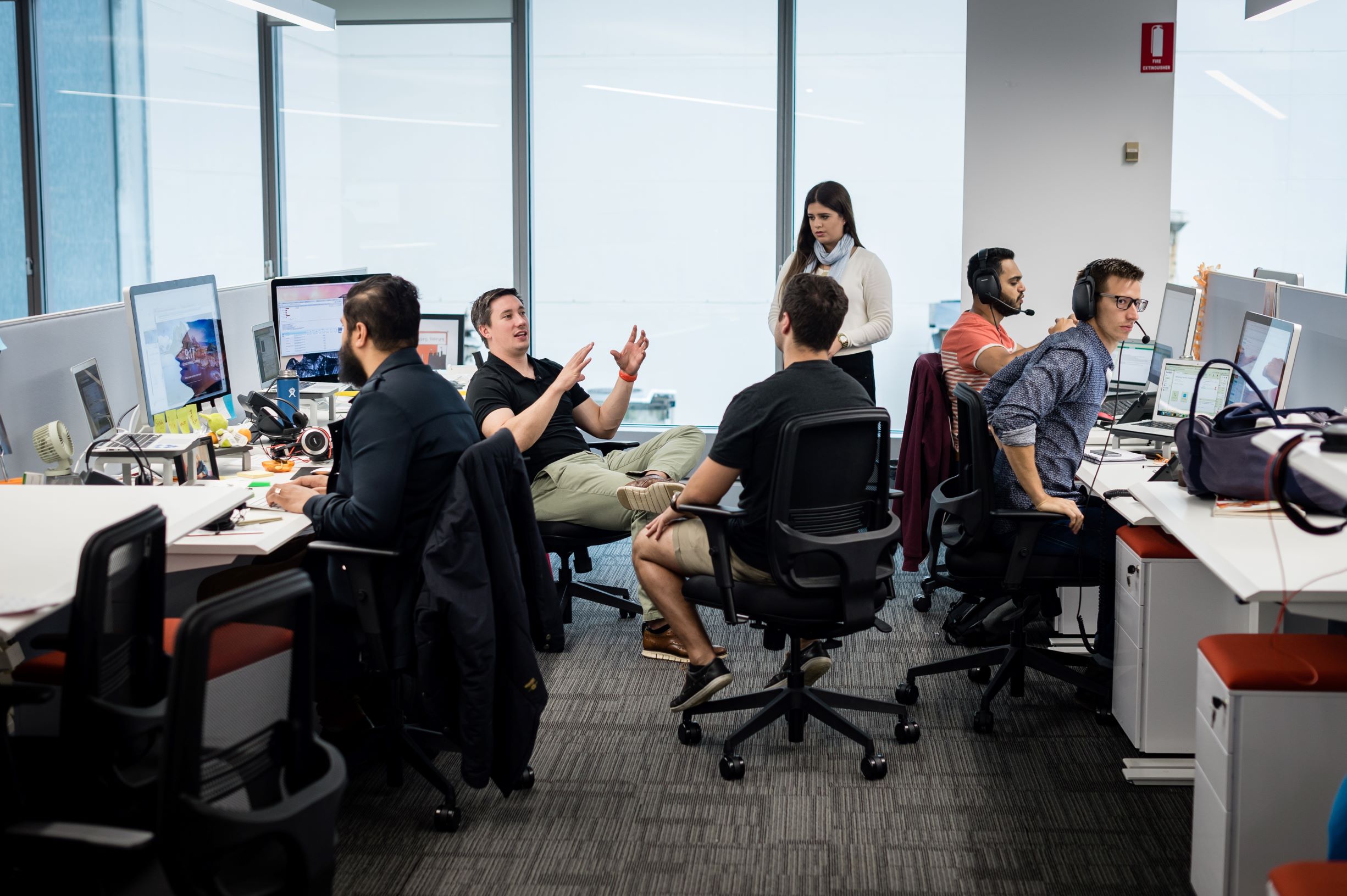 3 Reasons Why Your First Job Needs To Be in Sales