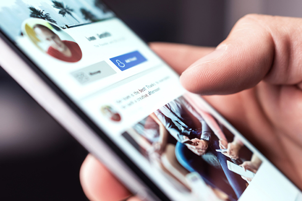 10 Best Facebook Plugins for WordPress to Cross-Promote Content