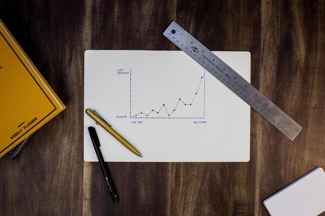 13 outils d'aide à la vente&nbsp;: comment bien les choisir et les utiliser ?
