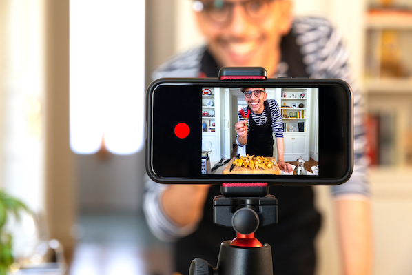 7 YouTube Features That Will Help You Get More Views
