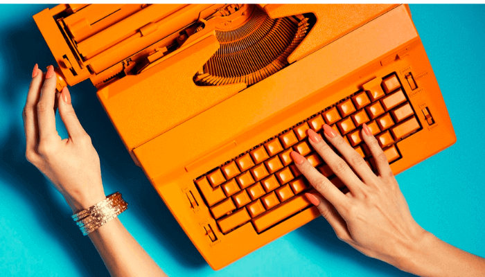 typewriter-hands