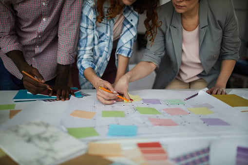 Estrategias de comunicación: qué son, tipos y ejemplos
