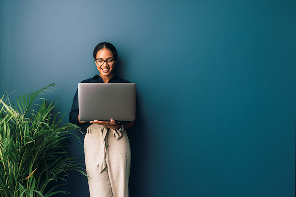 How to Automate Customer Service to Save Time and Delight Customers