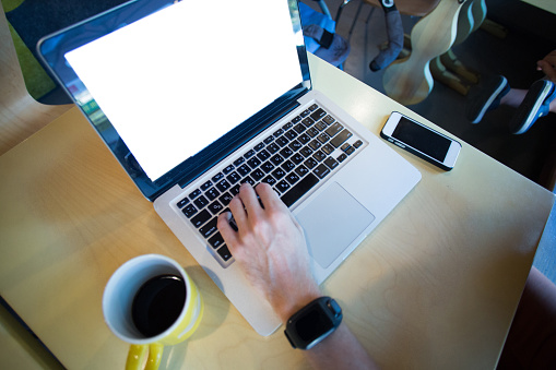 Qué es Google Ads y cómo crear campañas PPC efectivas con HubSpot