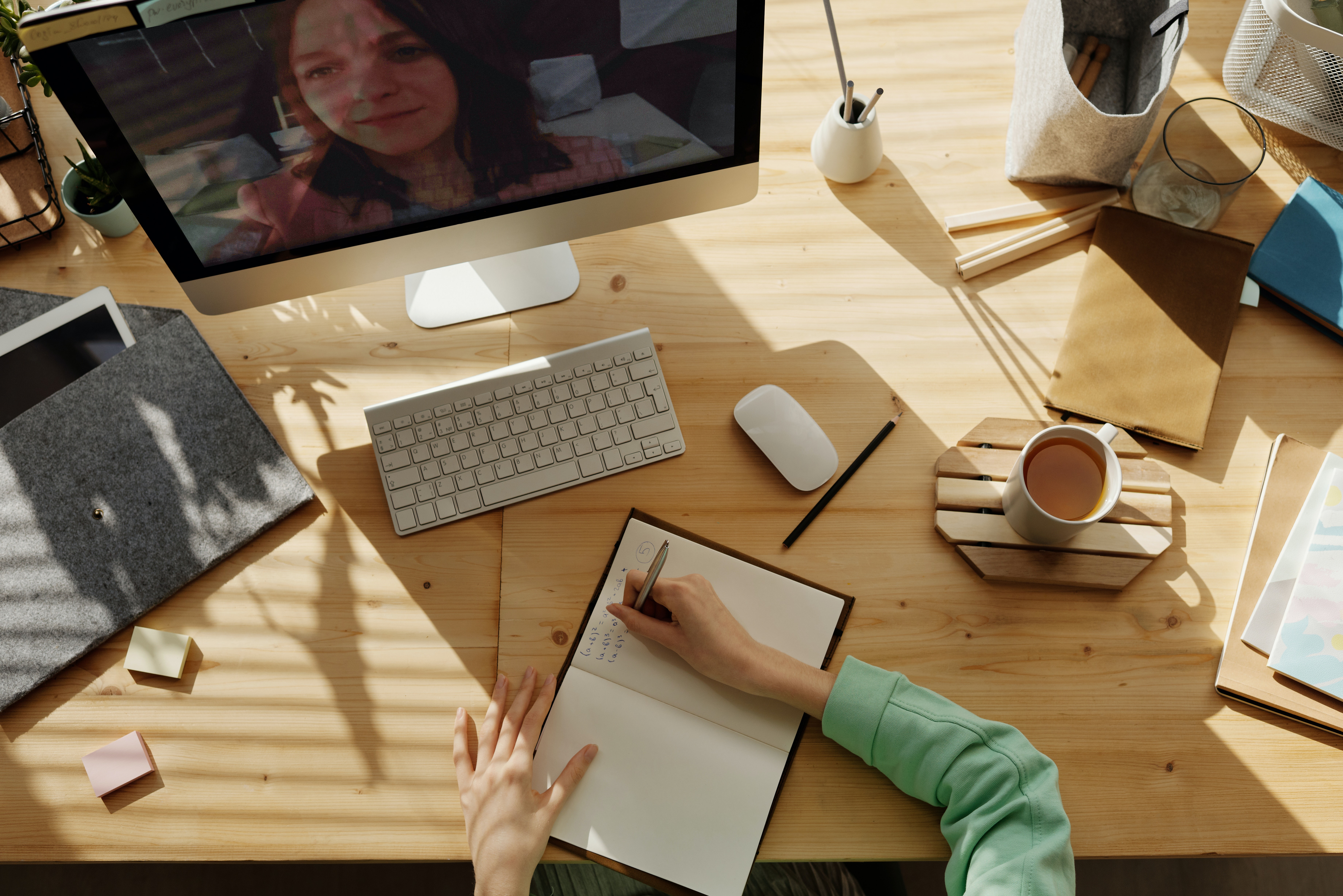 Four Tips to Leading a Successful Remote Sales Team