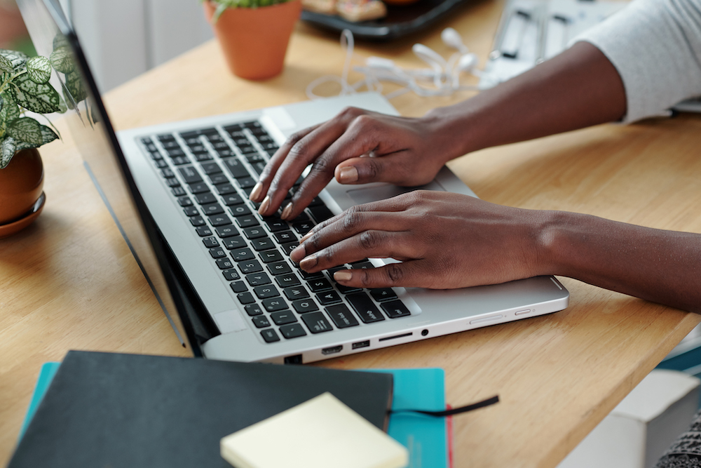 How to Use Content for Customer Acquisition: 26 Tips to Know