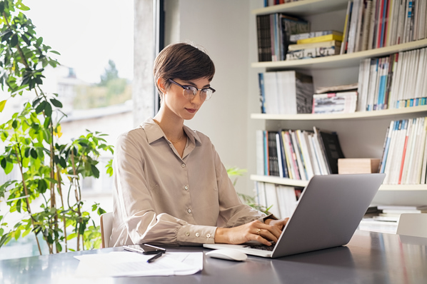 The Ultimate List of 394 Email Spam Trigger Words to Avoid in 2021